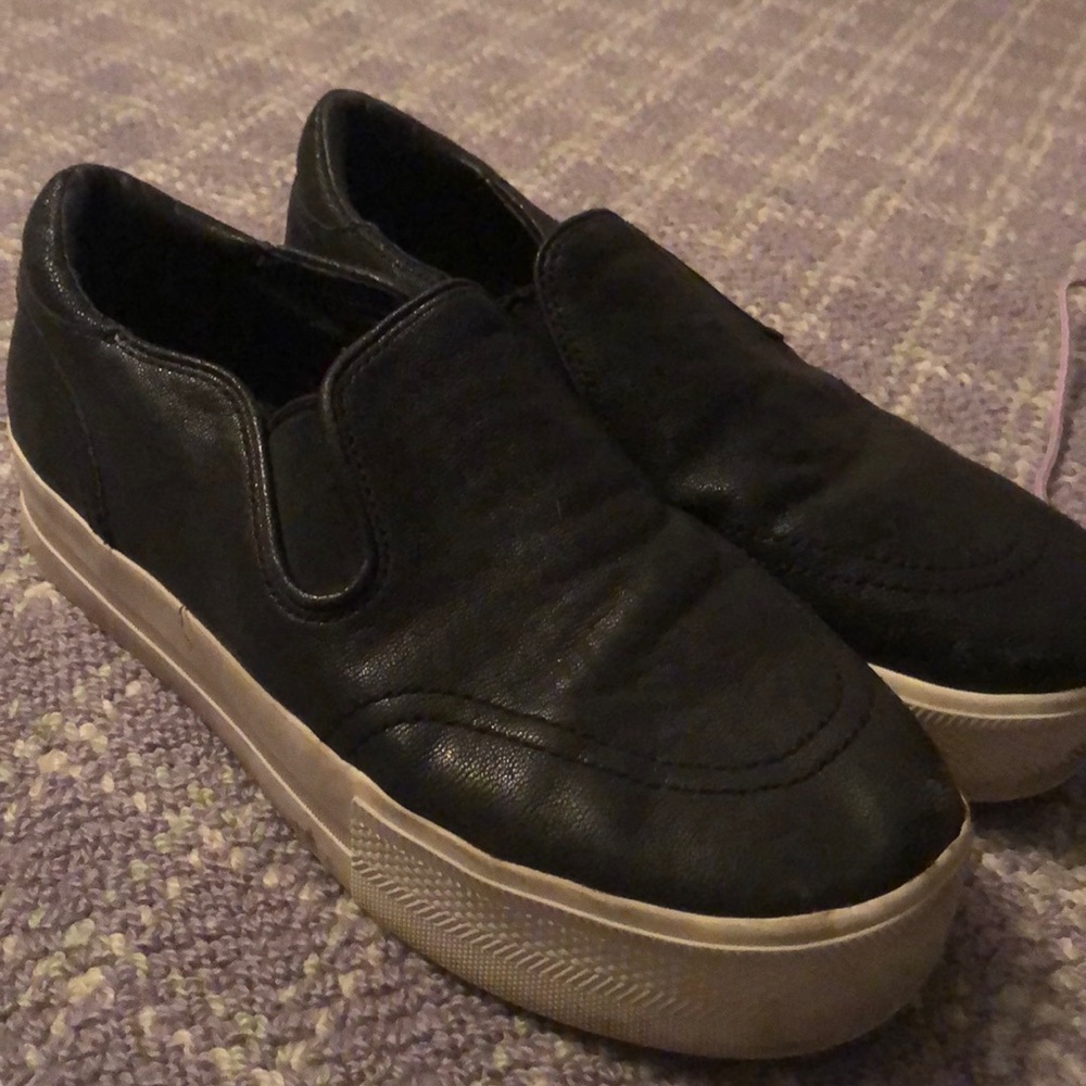 Ash Sneakers